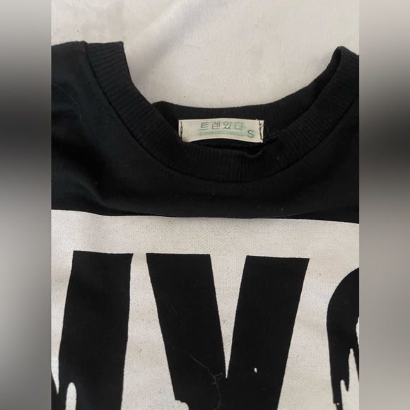 NYC Graphic Long Sleeve - Picture 2 of 2